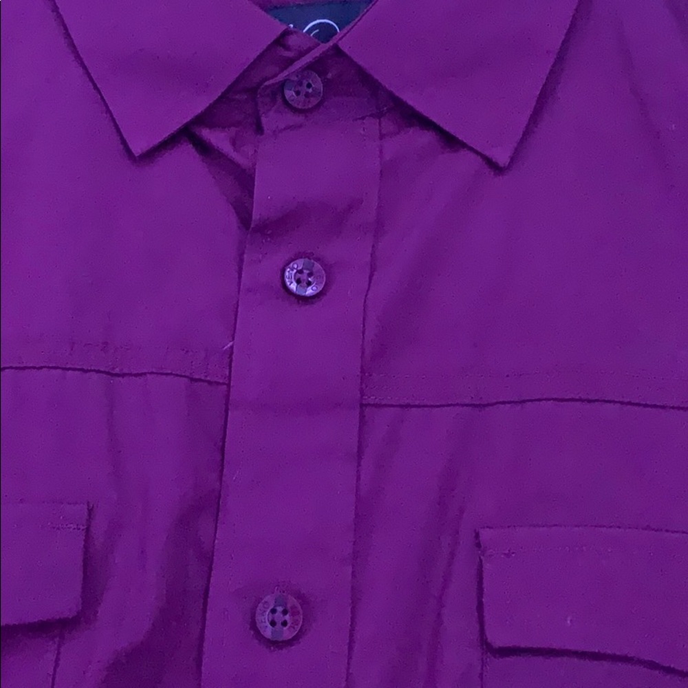Button up - Picture 4 of 9